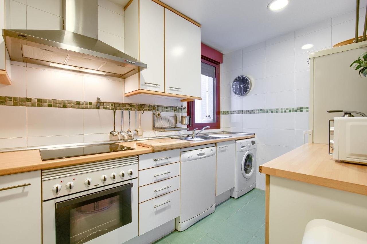 Apartamento En Chamberi Con Piscina - Lovely Apartment In The City Center With Swimming Pool Madrid Exterior photo