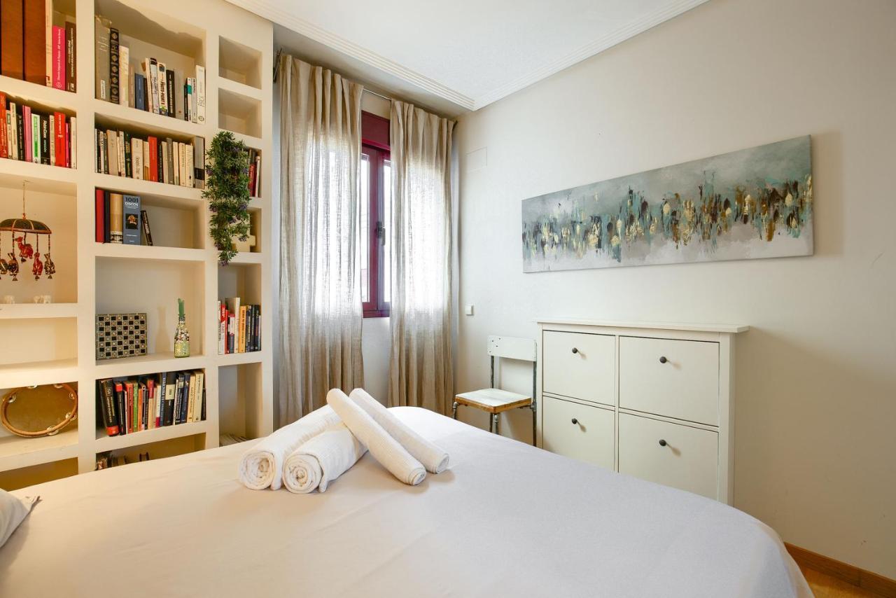 Apartamento En Chamberi Con Piscina - Lovely Apartment In The City Center With Swimming Pool Madrid Exterior photo